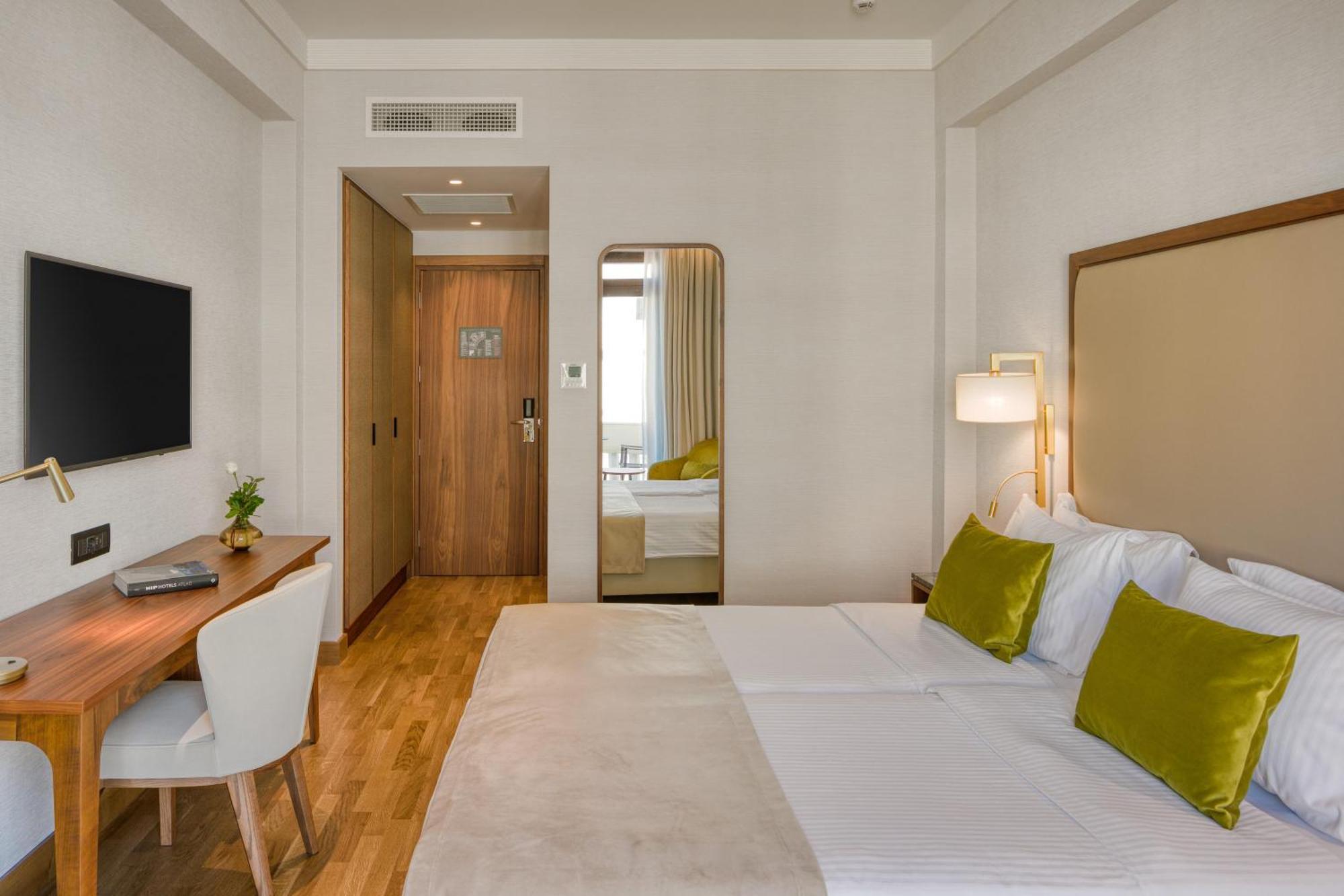 Electra Palace Tesalonika Bagian luar foto Deluxe room